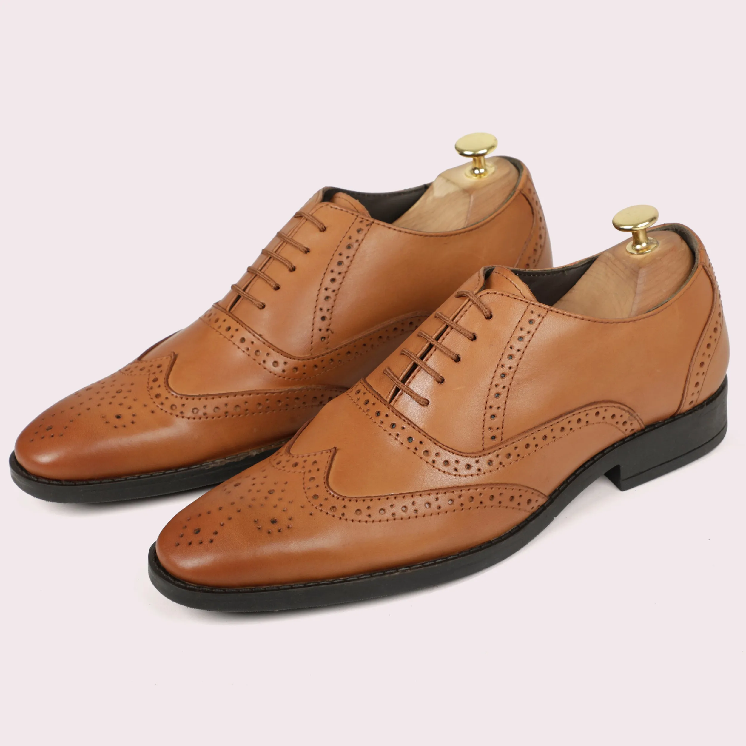 Harvey Brogues - Tan