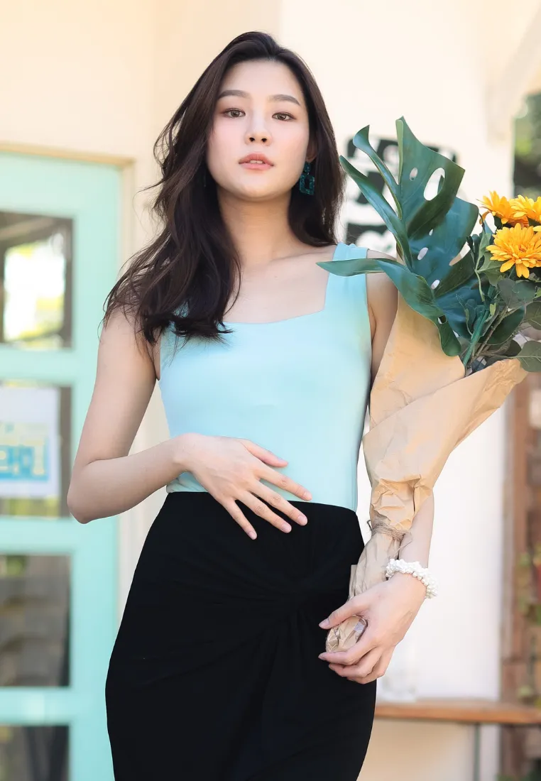 Sunny Square Neck Premium Top